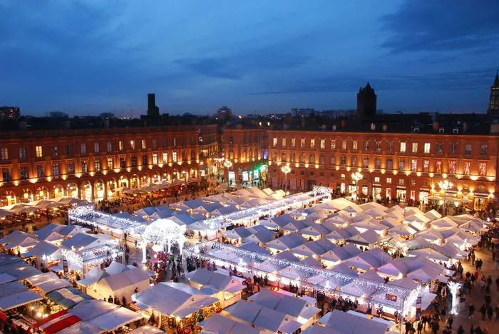 Marché de Noël de la place du Capitole à Toulouse